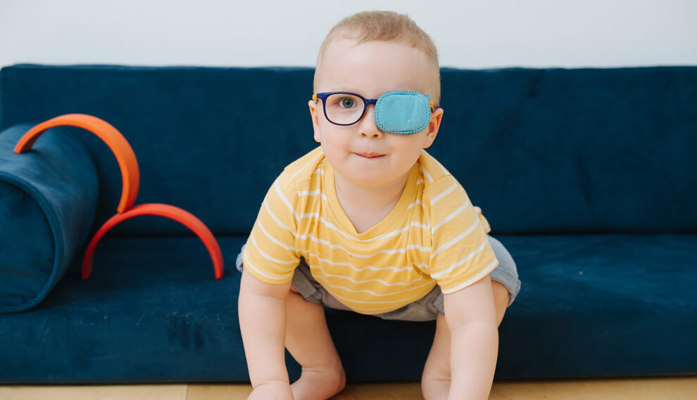 Trẻ bị lác mắt cần được chữa sớm để mang lại hiệu quả điều trị cao